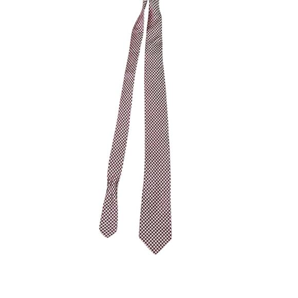 Vintage Calvin Klein Tie Men's Red Gray Geometric Pattern Made in China 59" - Picture 1 of 7